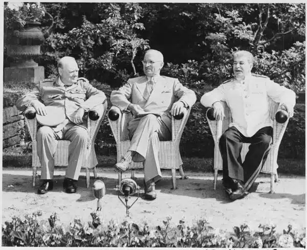 A World Divided: Superpower Relations, 1943–72